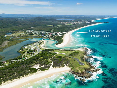 White Waves On The Beach - Accommodation Noosa 0
