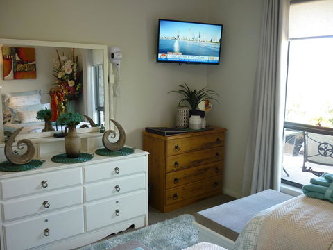 Willowbank Drive Bed & Breakfast - Accommodation Noosa 2