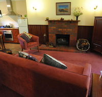 Wintarni Olives Cottage - Accommodation Noosa
