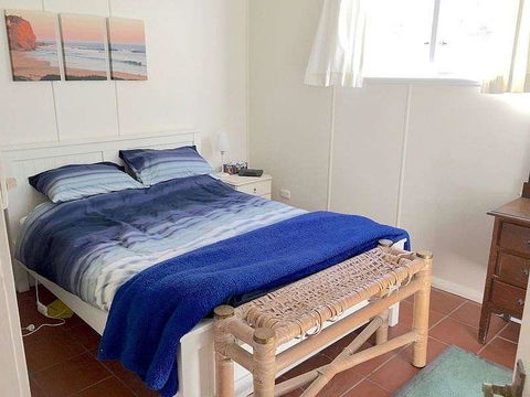 Wisteria Cottage On The Lagoon/Beach - Accommodation Noosa 3