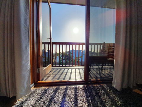 Wonderland Retreat - Accommodation Noosa 2