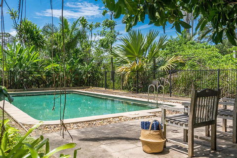 Your Luxury Escape - Cedar View - Accommodation Noosa 3