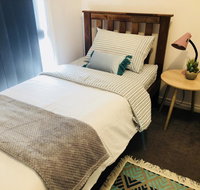 Haven Family dog freindly  close to Hospital Airport Bunnings - Accommodation Noosa