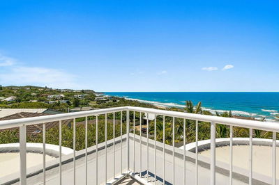 3 41 Tingira Crescent Sunrise Beach