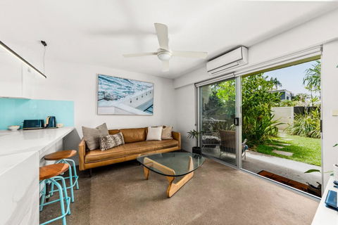 5 Mins Walk To Hastings Street - Accommodation Noosa 1