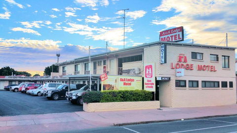 A&A Lodge Motel - Accommodation Noosa 0