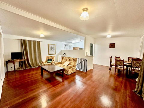 A Comfortable House Close To Westfield - Accommodation Noosa 0