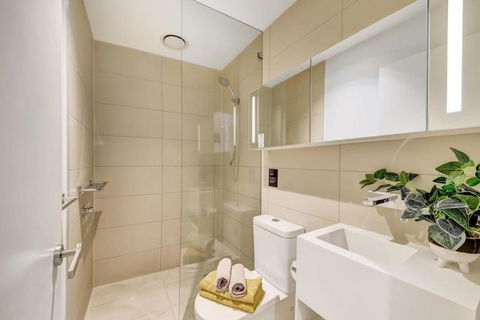 A Comfy 2BR Apt Near Crown & Southern Cross - Accommodation Noosa 2