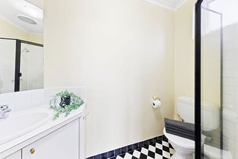 A Comfy & Cozy Apt In Clifton Hill FREE Parking - Accommodation Noosa 4