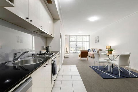 A Modern & Cozy Studio Next To Darling Harbour - Accommodation Noosa 3
