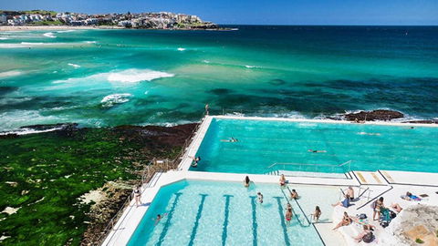 A Modern Two Bedroom Apartment! Quiet, Secure And 1 Minute Walk To Bondi Beach! - Accommodation Noosa 2
