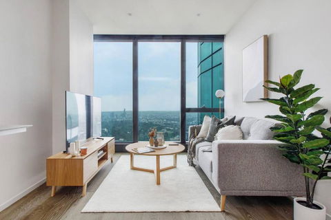 A Sky-high Metropolis Retreat Near The CBD - Accommodation Noosa 4