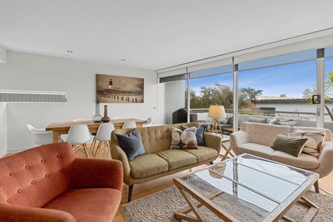 A Touch Of Class - Accommodation Noosa 1