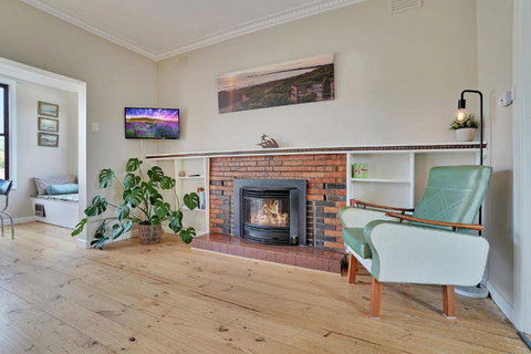 A Wave From It All - Accommodation Noosa 3