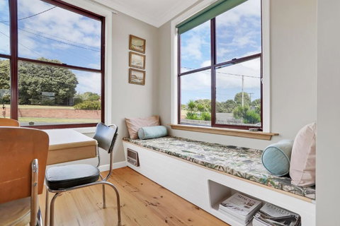 A Wave From It All - Accommodation Noosa 4