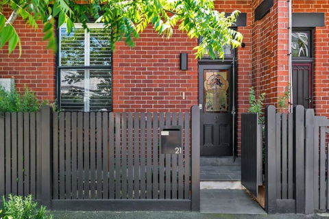 A1 Architectural Sth Melb Home Sleeps 4 Martin - Accommodation Noosa 3