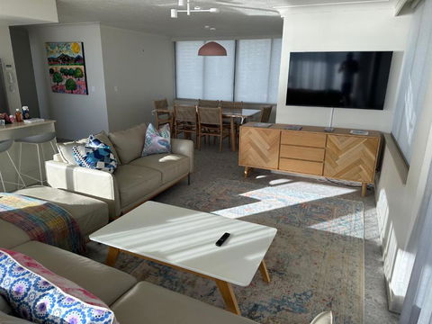 Absolute Beach Frontage Two Bedroom - Accommodation Noosa 3