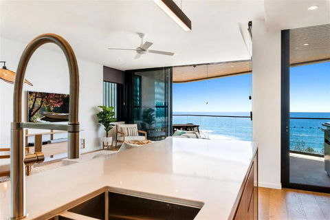 Absolute Beachfront Luxury Apartment - Accommodation Noosa 2