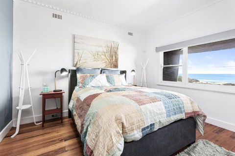 Absolute Beachfront Views Apollo Bay - Accommodation Noosa 3