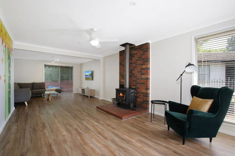 Acaronar- Great Value For Money - Accommodation Noosa 0