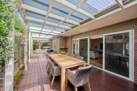 Aerial Beach House 2 - Accommodation Noosa 2