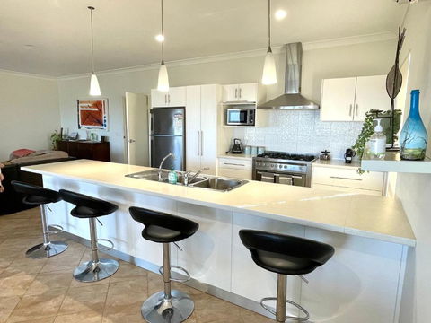 Africaine Voyage - Accommodation Noosa 0