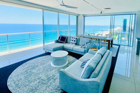 Air On Broadbeach Beachfront 2Level Stunning Apartment With 180 Degree Views - Accommodation Noosa 2