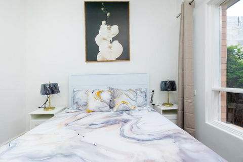 Adelaide Escape And Business-3Bath Full Kitchen Fast Wifi 3TV-for Large Families And Group - Accommodation Noosa 2