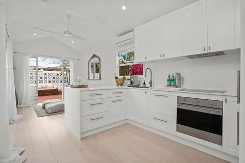 A Perfect Stay - The Boat House - Accommodation Noosa 4