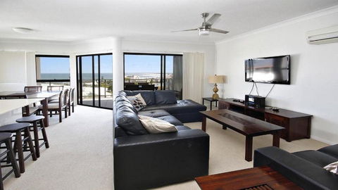 Amalfi Unit 11 Above All Else 50 King Street - Accommodation Noosa 4