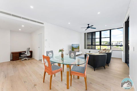 Aircabin - Shell Cove - Next To Marina - 2BR Apt - Accommodation Noosa 3