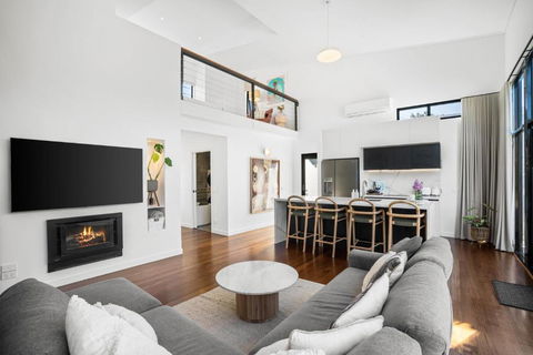 Aireys Inlet Getaway - Accommodation Noosa 0