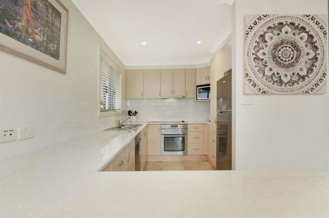 Aisling View - Accommodation Noosa 4