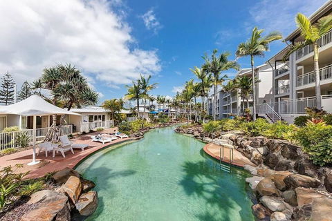 Alex Heads Beachfront Resort King Bed Studio Room - Accommodation Noosa 0