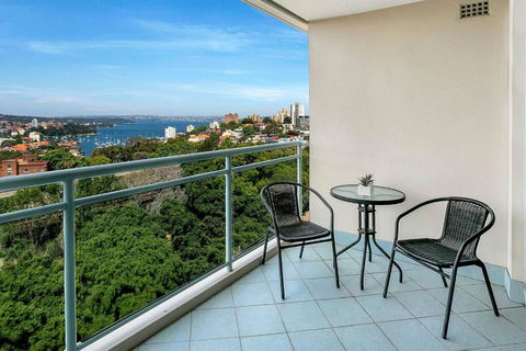 ALF49-Huge 2BR Penthouse Style, Great Water Views - Accommodation Noosa 0