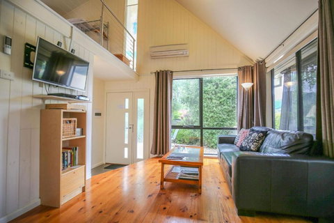 Allambie Cottages - Villa 1 - Accommodation Noosa 1