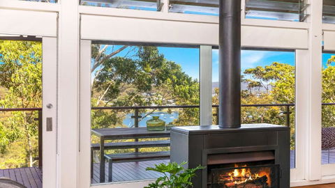 Allure - Bay Views And Wifi - Accommodation Noosa 1