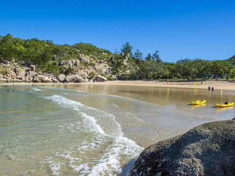 Alma Bay Holiday Unit 1 - Accommodation Noosa 0