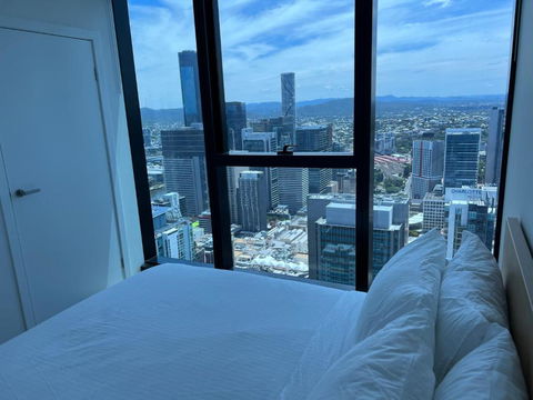 Amazing Views 60th Level Skytower 3 Bedrooms - Accommodation Noosa 4