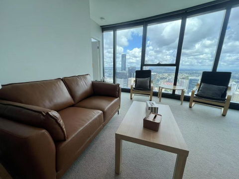 Amazing Views 60th Level Skytower 3 Bedrooms - Accommodation Noosa 2