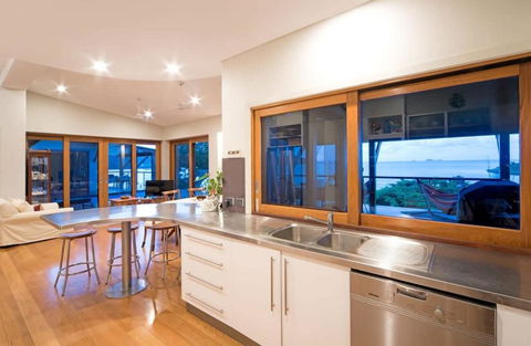 Amazing Whitsunday Views At High Tide - Accommodation Noosa 3
