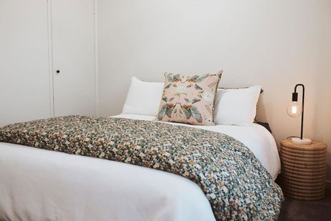 An Unexpected Delight In The Heart Of Town - Accommodation Noosa 4