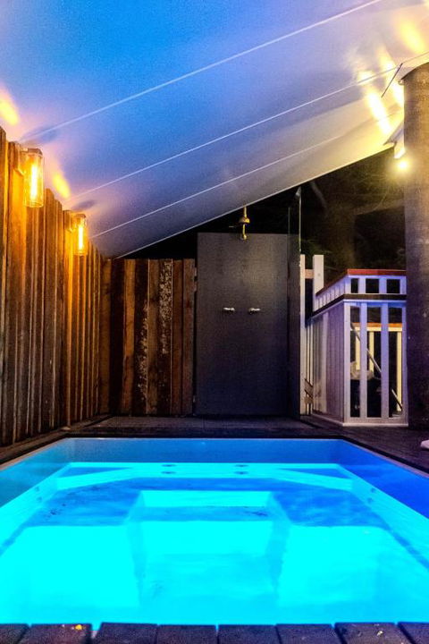 Anna Bay Beach House With Plunge Pool, Air Hockey, PS4, Close To Shops - Accommodation Noosa 2