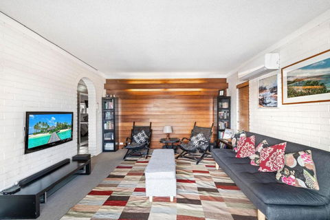 Anjuna, 2 Bedroom Apartment On Canal - Accommodation Noosa 4