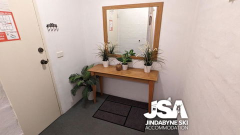 Alpine Mountain View Kirwan 9 - Accommodation Noosa 1