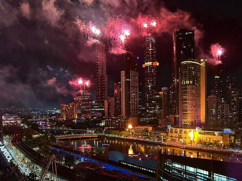 Aura2107, 2 Bedroom Apartment With Balcony, Stunning Yarra River And City Views - Accommodation Noosa 1