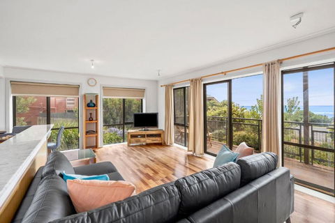 Apartment 5 Pacific Apartments - Accommodation Noosa 1