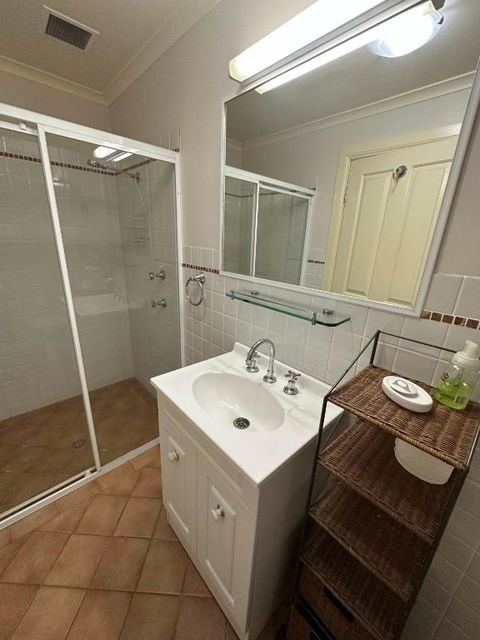 Apartment In The Heart Of Bathurst Walk Everywhere - Accommodation Noosa 2