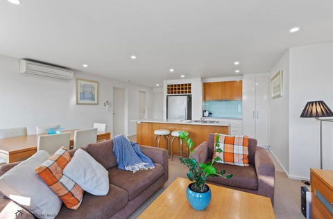 Apollo Blue Ocean View Unit 1-A Free WIFI - Accommodation Noosa 1