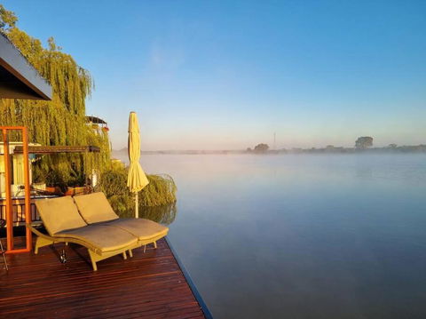 Ark-imedes - Unique Float Home On The Murray River - Accommodation Noosa 1